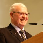 Landesbischof i. R. Prof. Dr. Gerhard Maier am Rednerpult