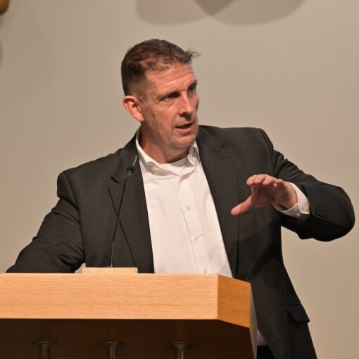 Pastor Olaf Latzel am Rednerpult